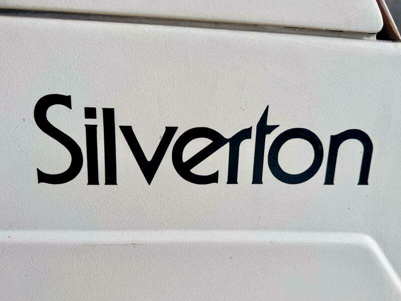 34ft Silverton Yacht For Sale