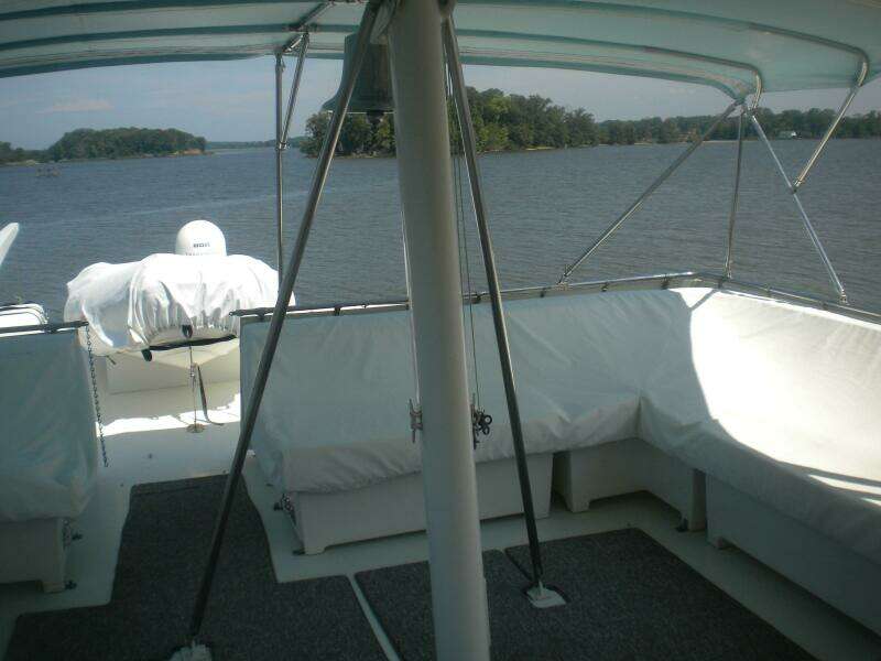 Summertime Lady 70ft Hatteras Yacht For Sale