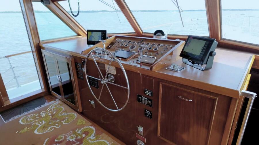 70' 1980 Hatteras Motoryacht