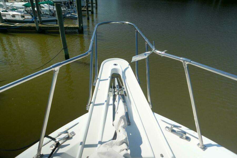 Summertime Lady 70ft Hatteras Yacht For Sale