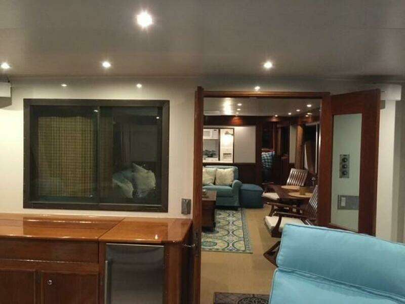 Summertime Lady 70ft Hatteras Yacht For Sale