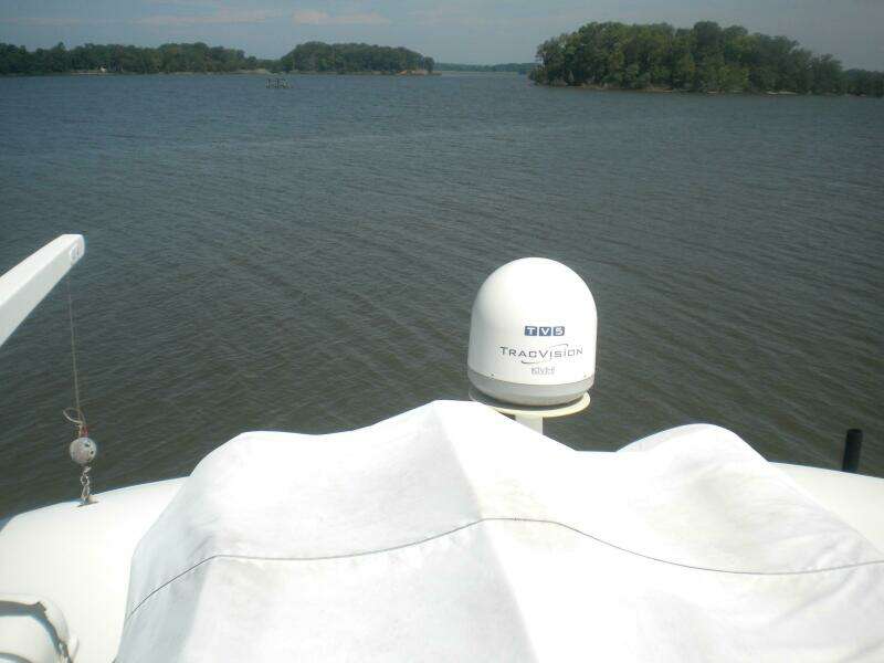 Summertime Lady 70ft Hatteras Yacht For Sale