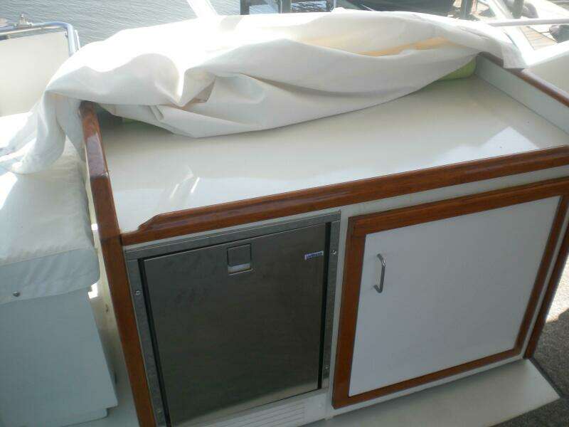 Summertime Lady 70ft Hatteras Yacht For Sale