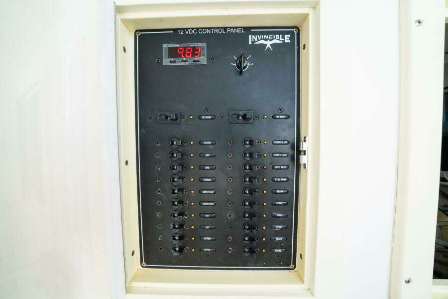 36ft Invincible Yacht For Sale