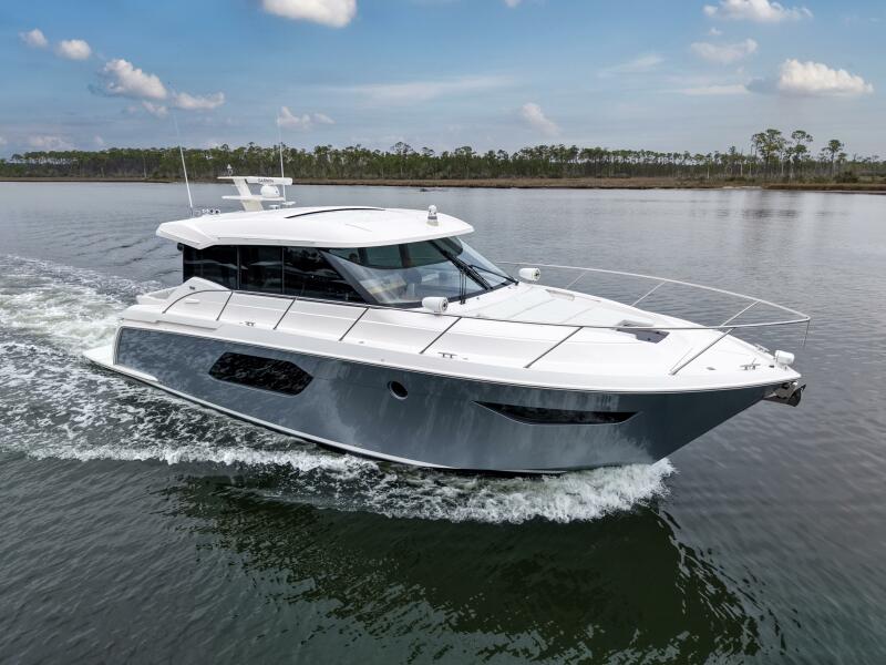 2019 Tiara C49 Coupe