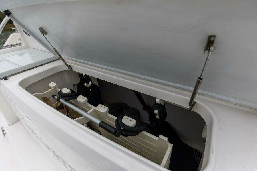 2019 Tiara Yachts C49 Coupe Swim Platform (1)