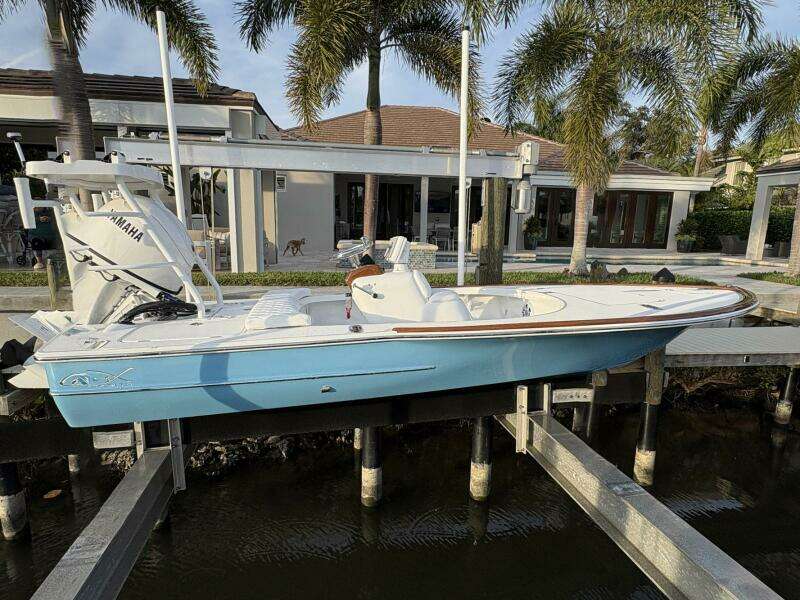 16ft Chaos Yacht For Sale