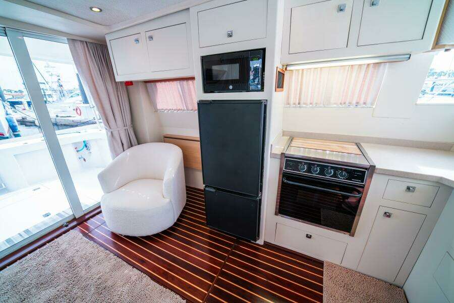 Sea Bandit 39ft Mainship Yacht For Sale