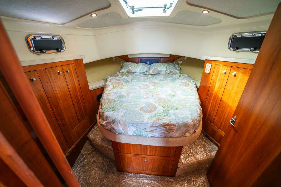 Sea Bandit 39ft Mainship Yacht For Sale