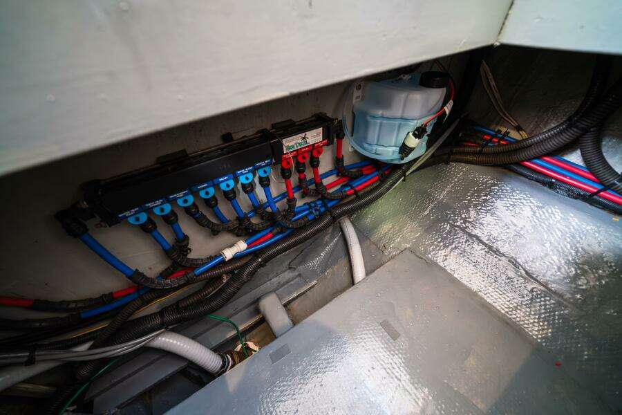 Sea Bandit 39ft Mainship Yacht For Sale