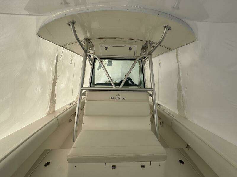 32ft Regulator Yacht For Sale