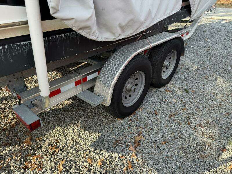 28ft Regal Yacht For Sale