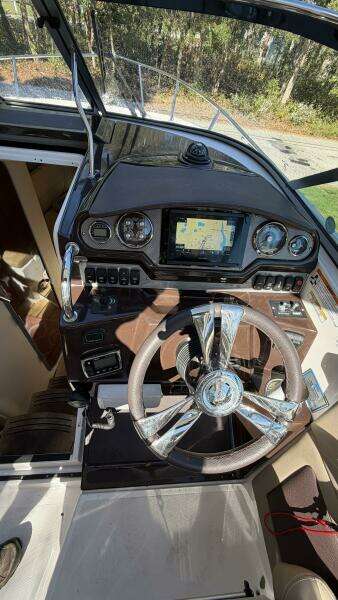 28ft Regal Yacht For Sale