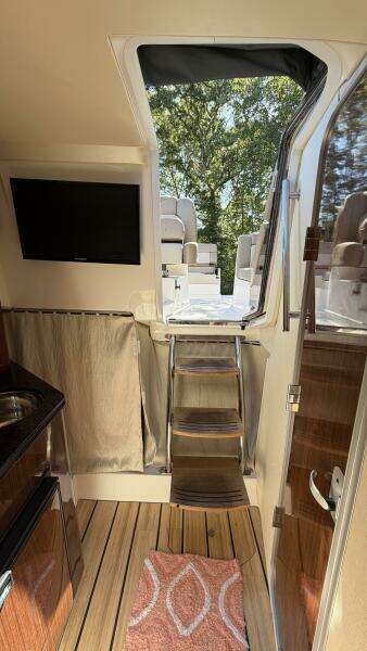 28ft Regal Yacht For Sale