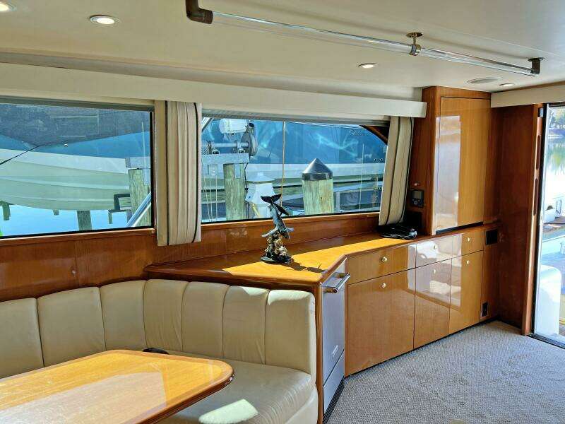 Viking 55 DOUBLE NICKEL - Salon