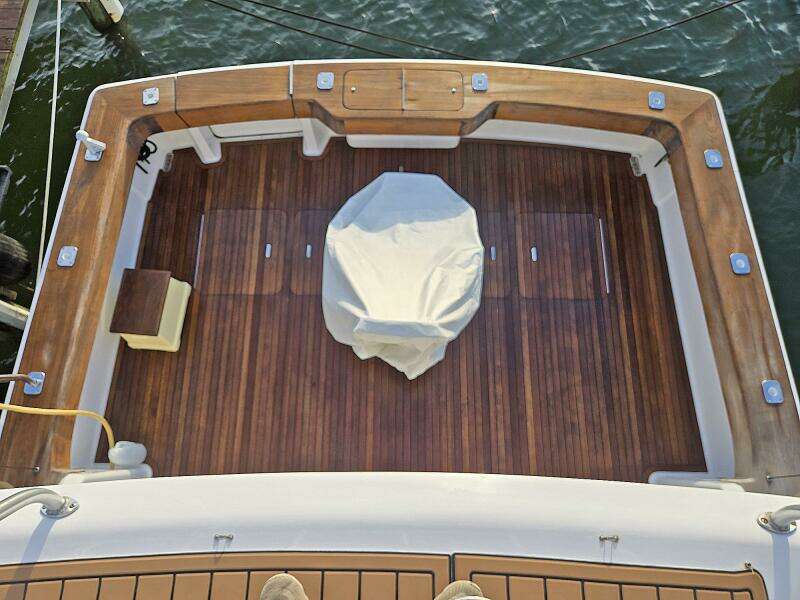 Viking 55 DOUBLE NICKEL - Cockpit