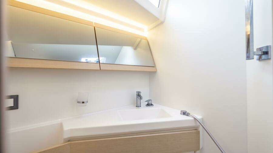 Siman H 47ft Beneteau Yacht For Sale