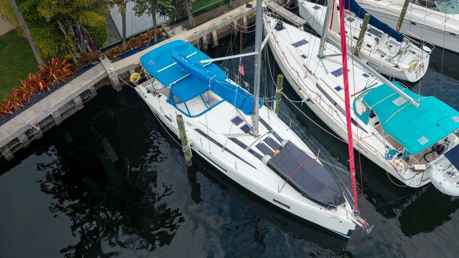 Siman H 47ft Beneteau Yacht For Sale