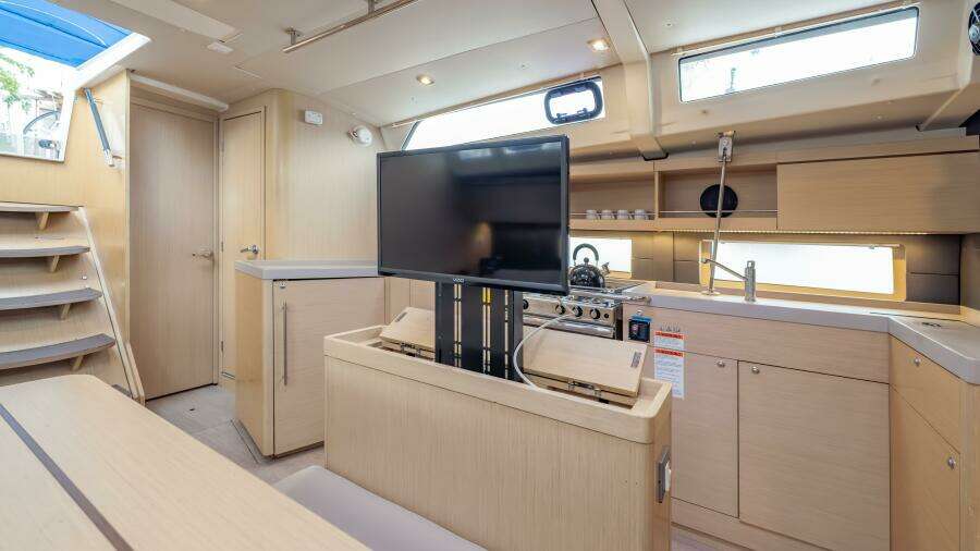 Siman H 47ft Beneteau Yacht For Sale