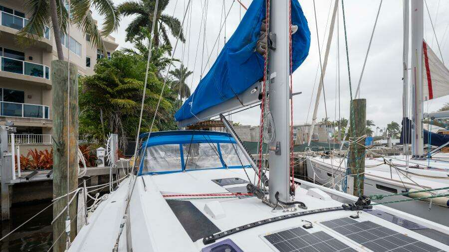 Siman H 47ft Beneteau Yacht For Sale