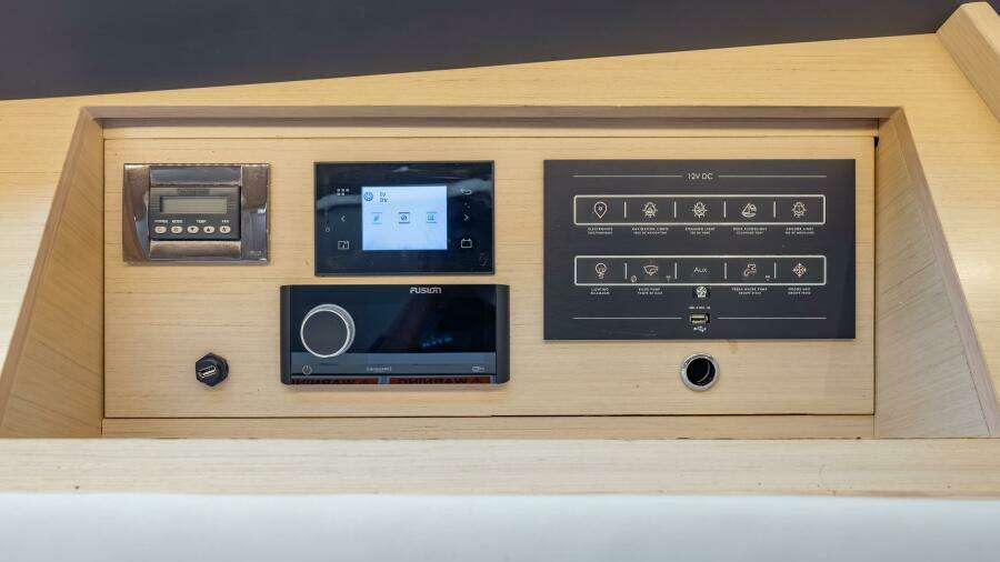 Siman H 47ft Beneteau Yacht For Sale