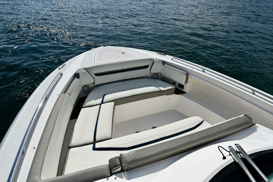 S Y  Royale  38ft Tiara Yachts Yacht For Sale