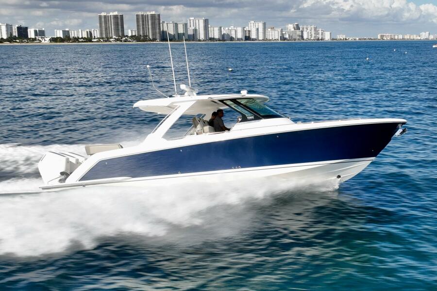 2023 Tiara 38 LS