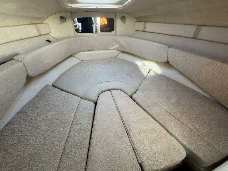 24ft Sea Ray Yacht For Sale