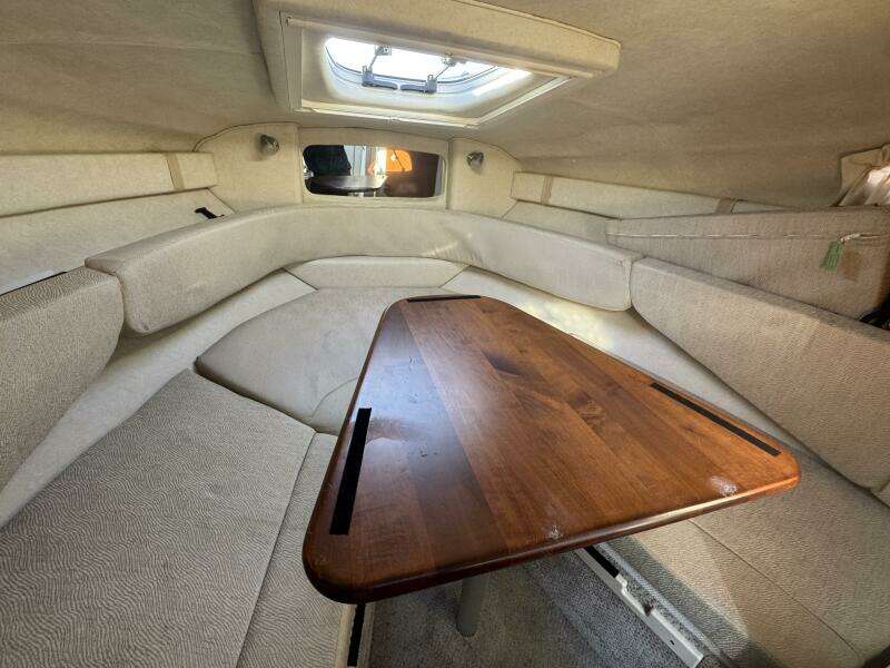 24ft Sea Ray Yacht For Sale