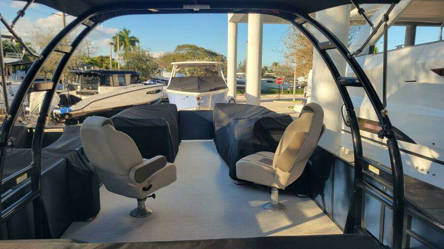 25ft Harris Yacht For Sale