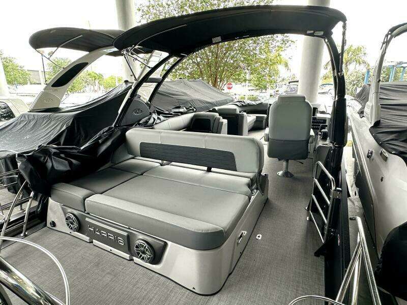 25ft Harris Yacht For Sale