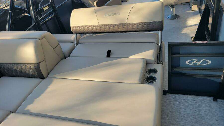 25ft Harris Yacht For Sale