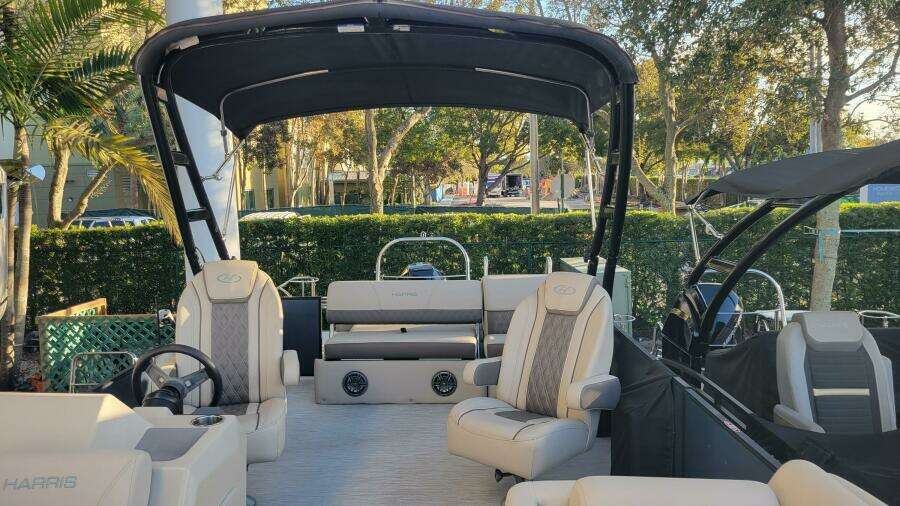 25ft Harris Yacht For Sale