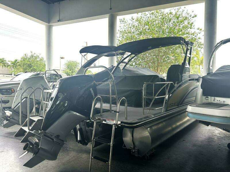 25ft Harris Yacht For Sale