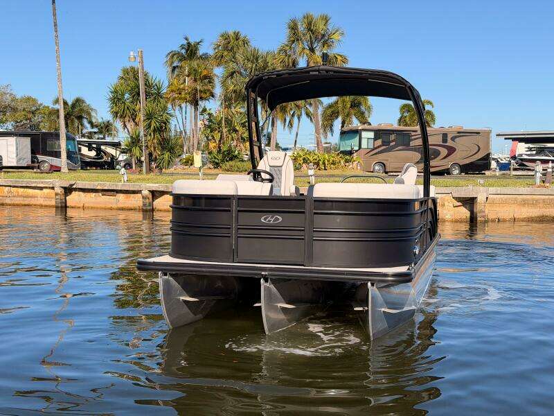 23ft Harris Yacht For Sale