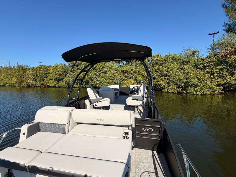 23ft Harris Yacht For Sale