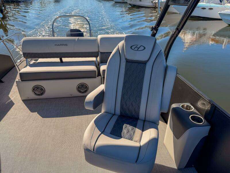 23ft Harris Yacht For Sale