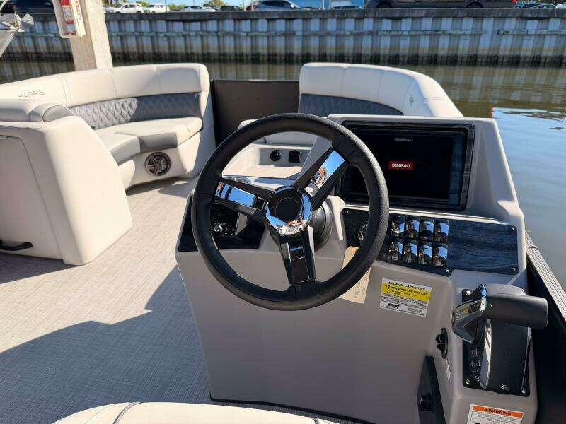 23ft Harris Yacht For Sale