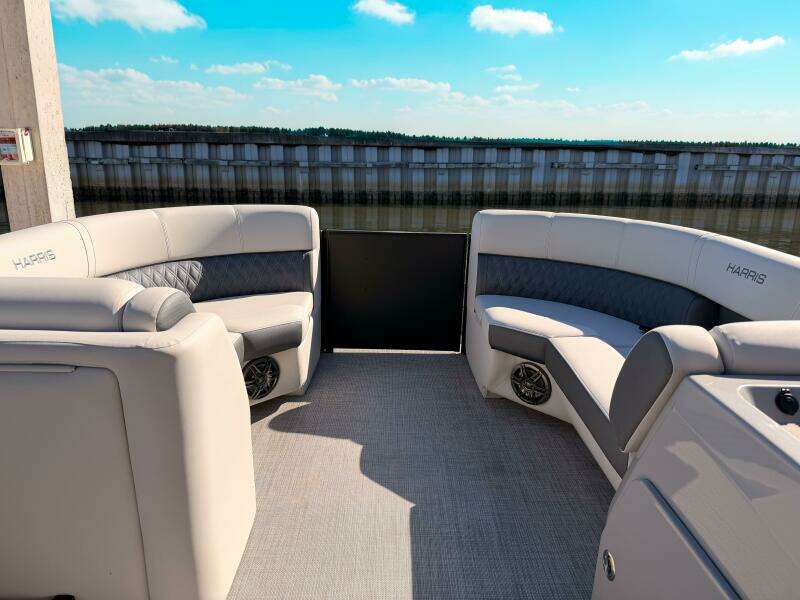 23ft Harris Yacht For Sale