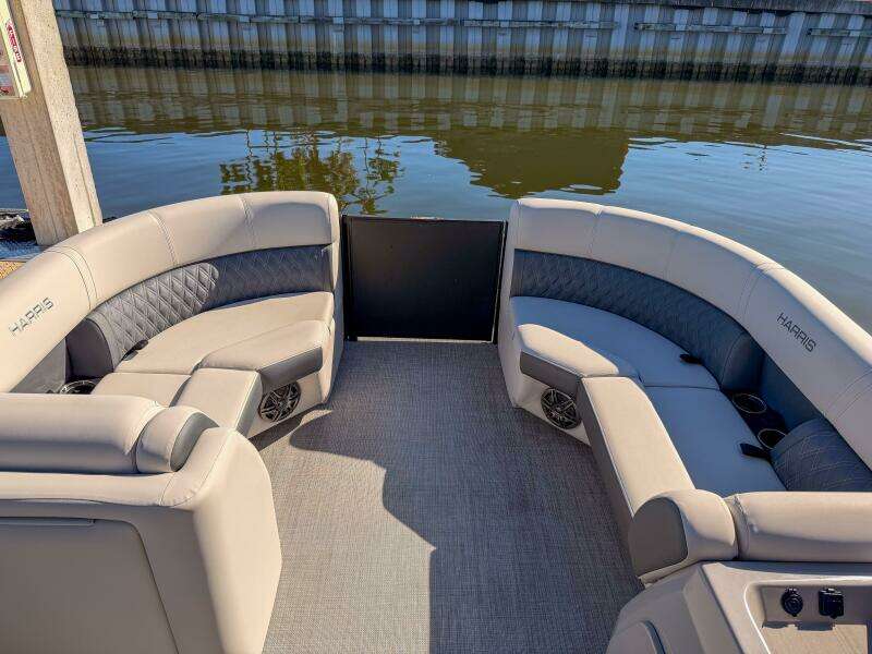 23ft Harris Yacht For Sale