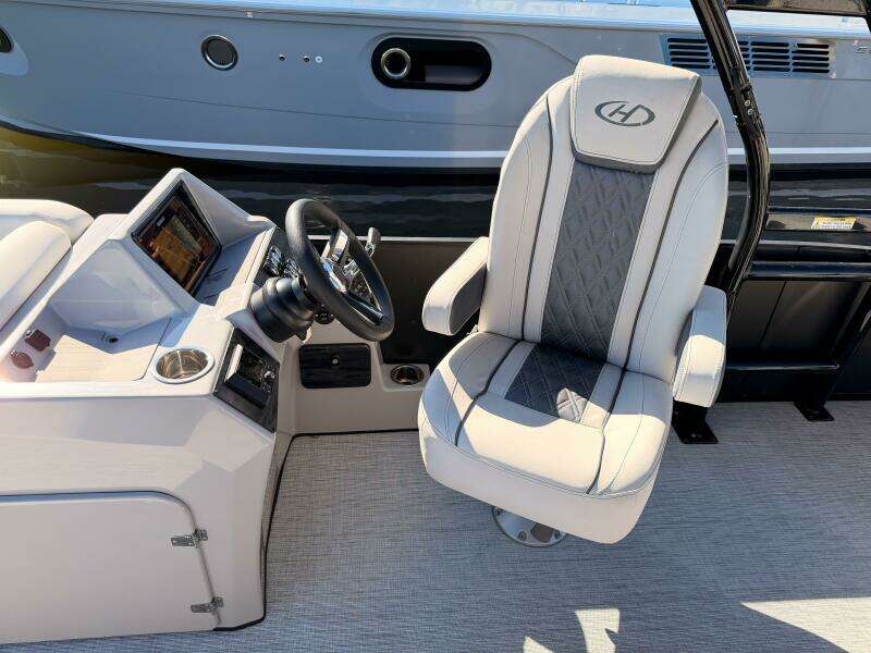 23ft Harris Yacht For Sale