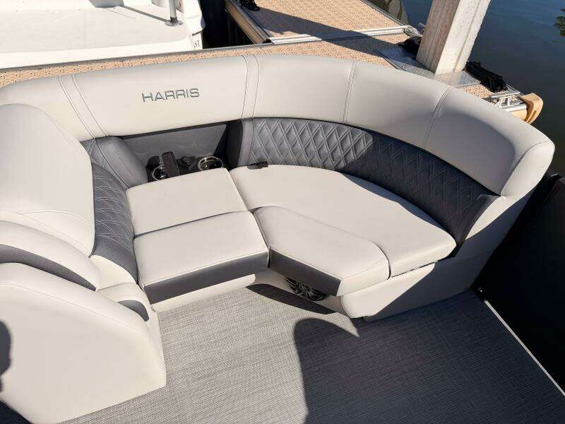 23ft Harris Yacht For Sale