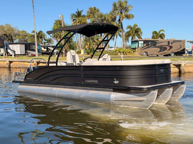 23ft Harris Yacht For Sale