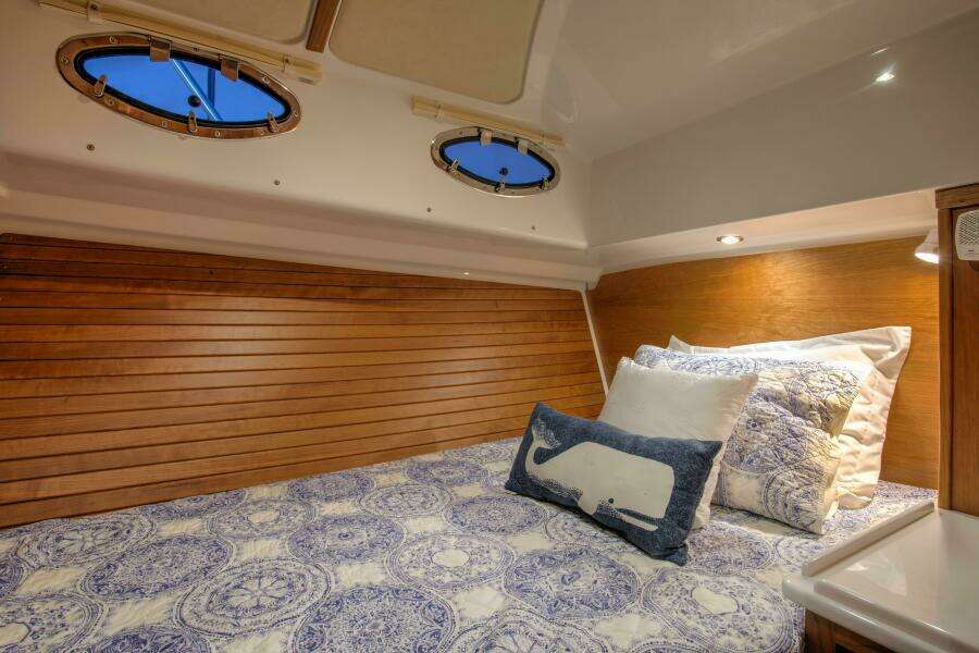 37ft Back Cove Yacht For Sale