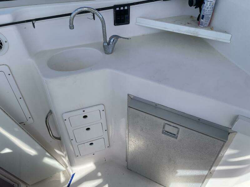 32ft Pro Line Yacht For Sale