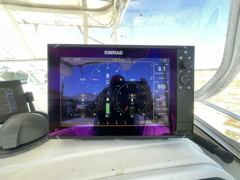 32' 2004 Pro-Line EXPRESS 30 WA