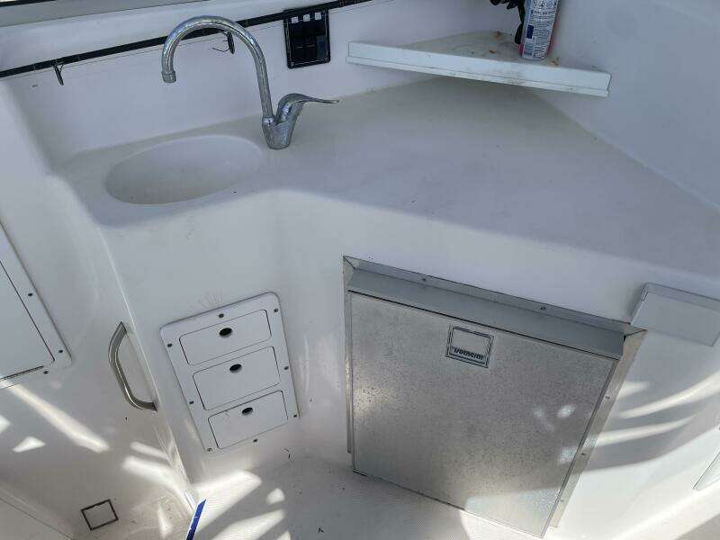 32ft Pro Line Yacht For Sale