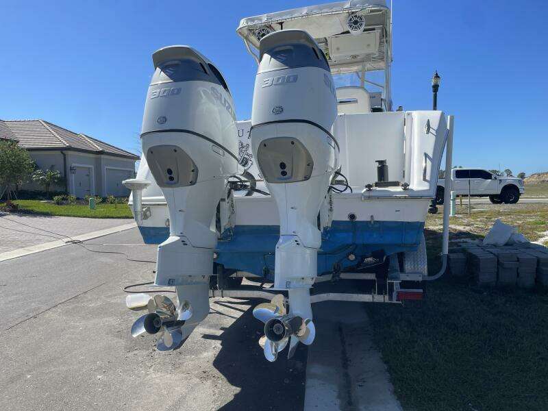 32ft Pro Line Yacht For Sale