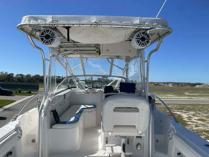 32ft Pro Line Yacht For Sale