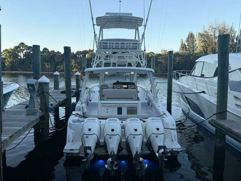 42ft Boston Whaler Yacht For Sale
